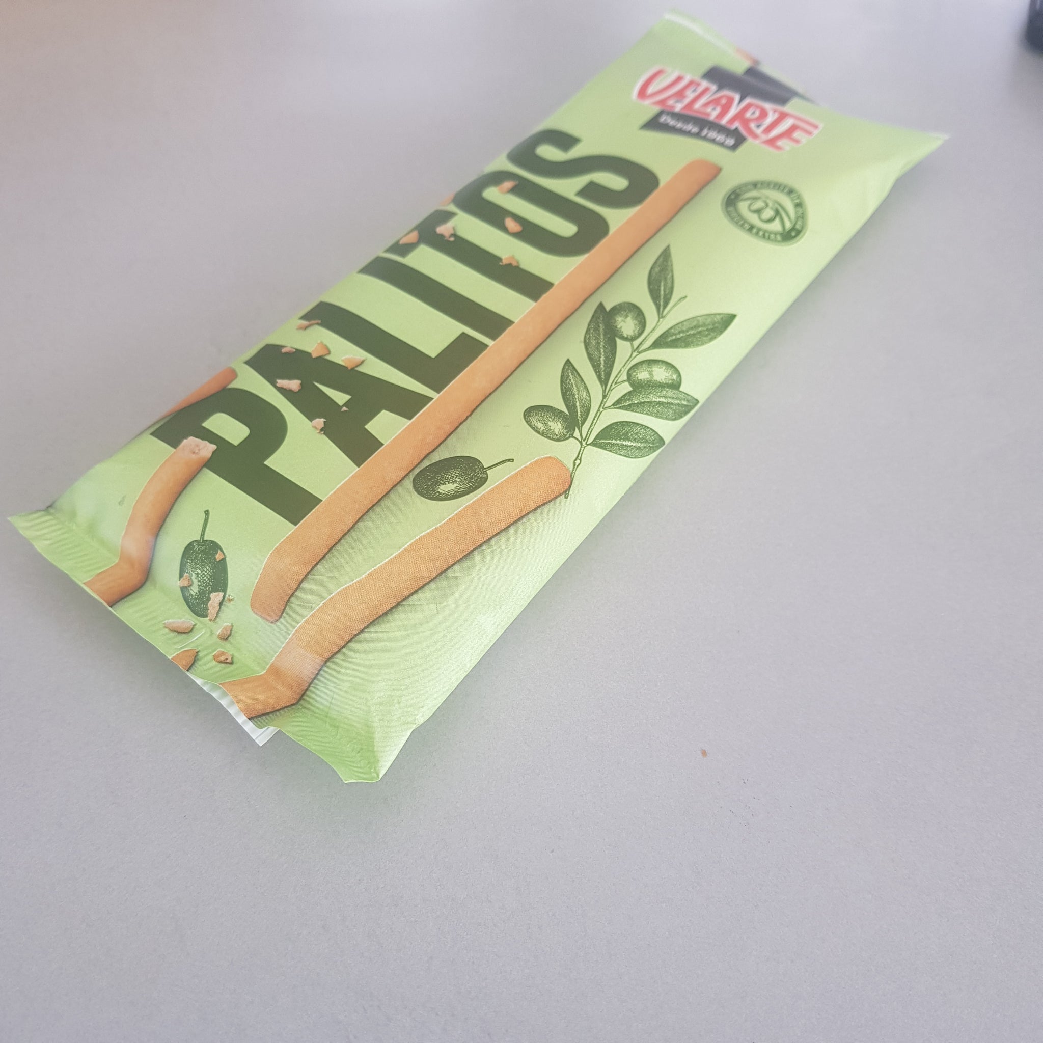 Broodstengels met olijf - 65 gr